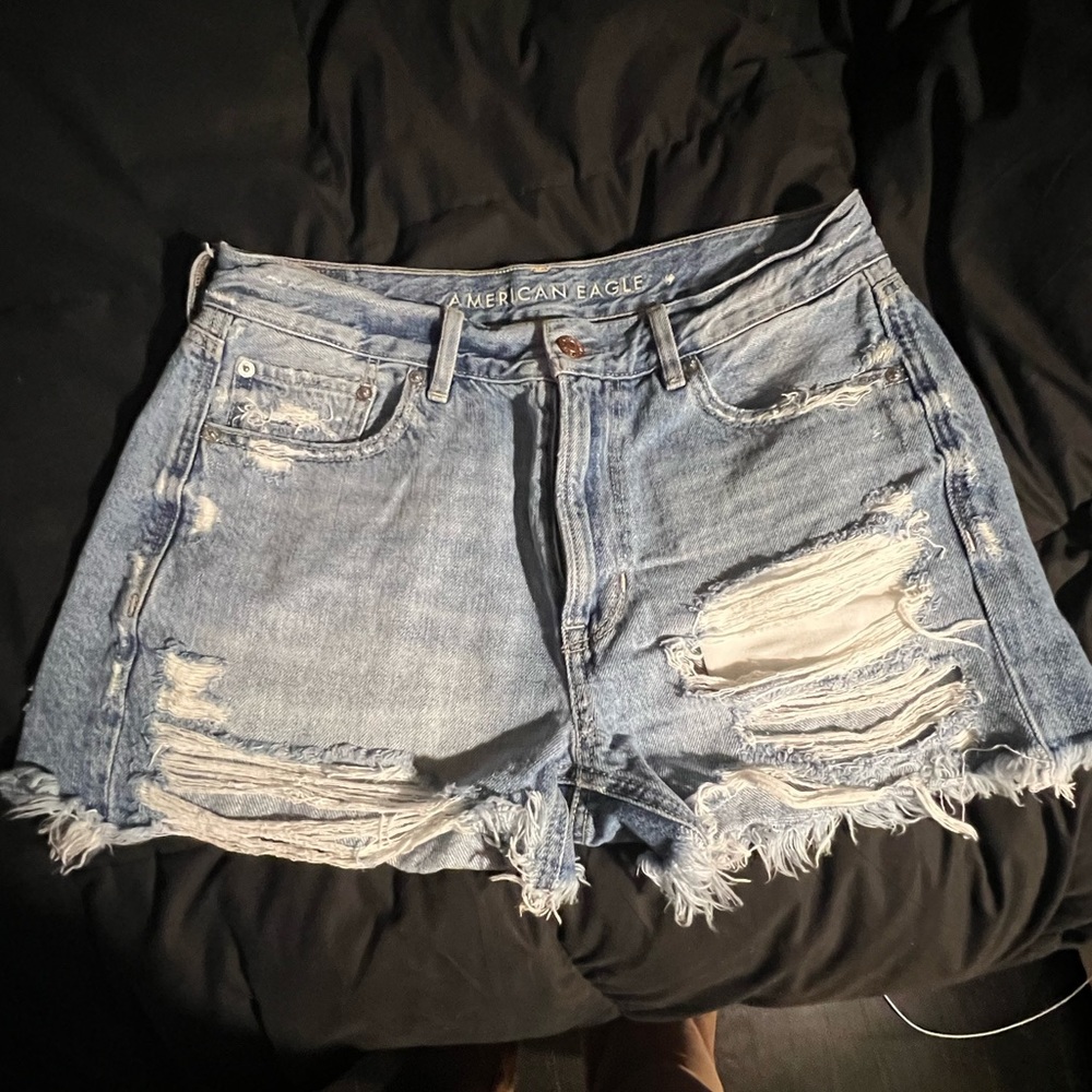 American eagle ripped jeans shorts